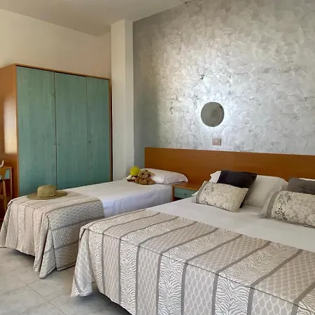 Szálloda Jumbo 3*
